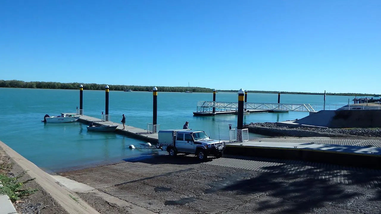 Matildas End Holiday Units Karumba Australia